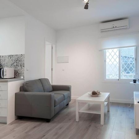 Moderno Apartamento En Plaza Merced Malaga Exterior photo